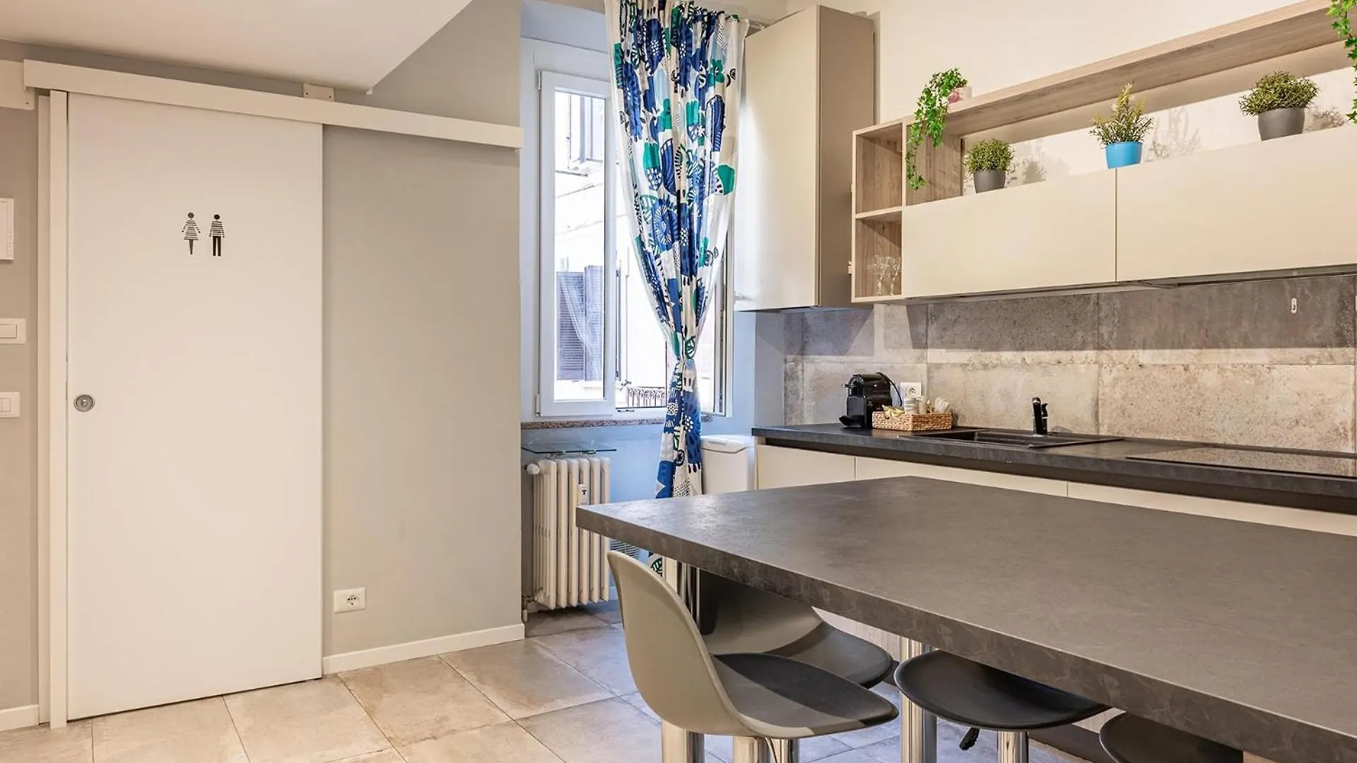 Guest Planet - 18 Suite Home Μιλάνο Διαμέρισμα