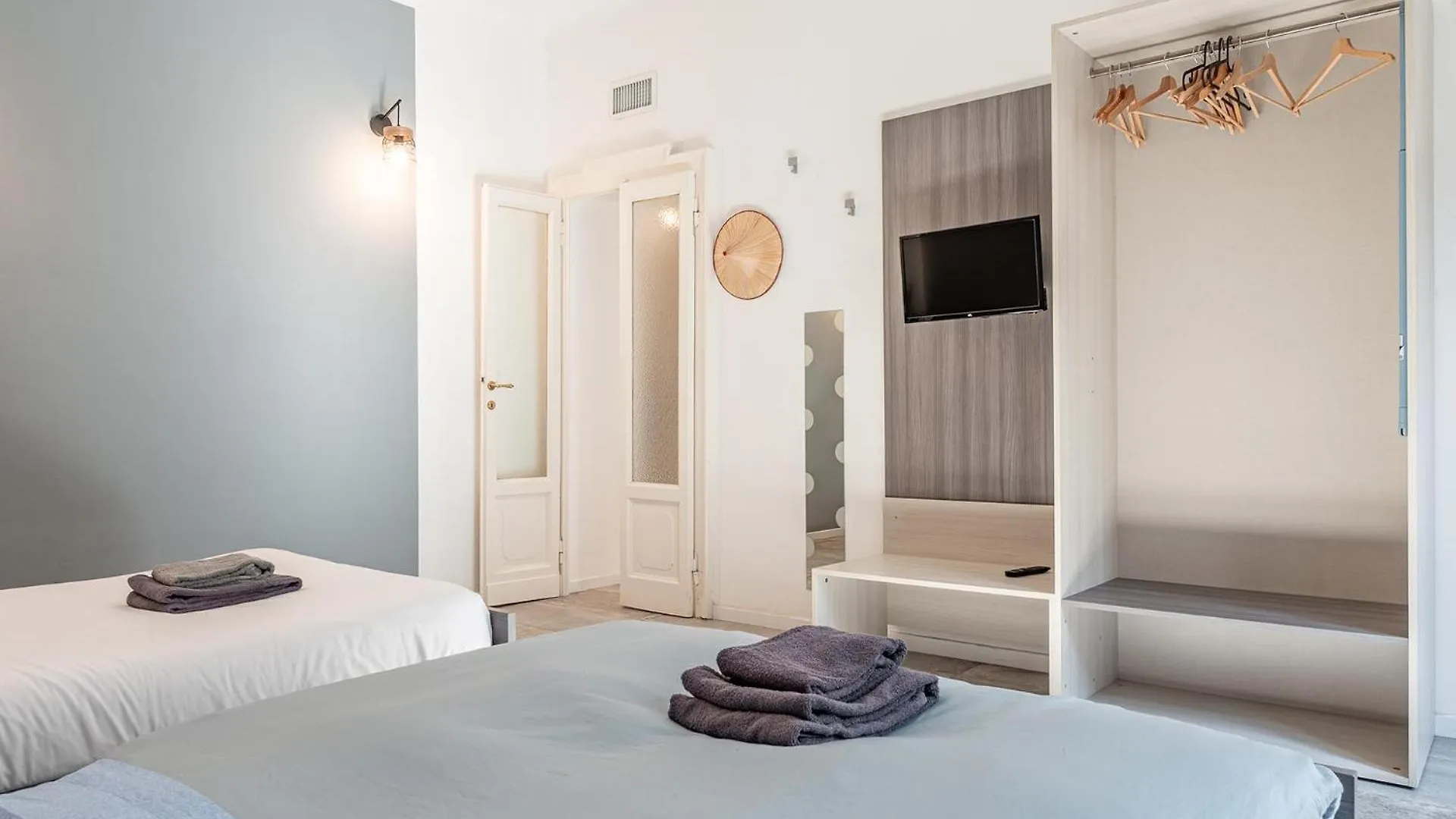 Guest Planet - 18 Suite Home Milan Italie