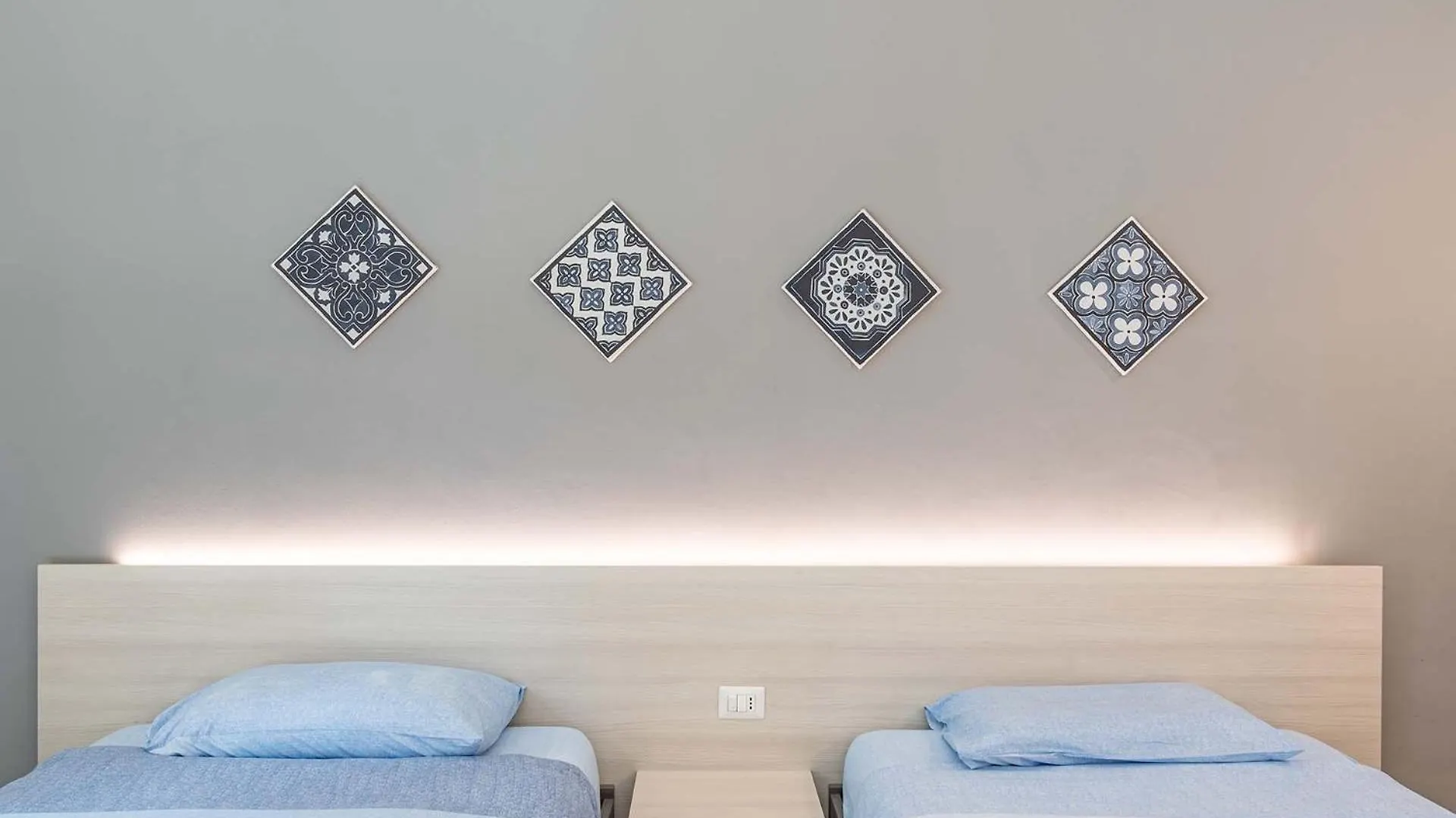 Apartament Guest Planet - 18 Suite Home Mediolan