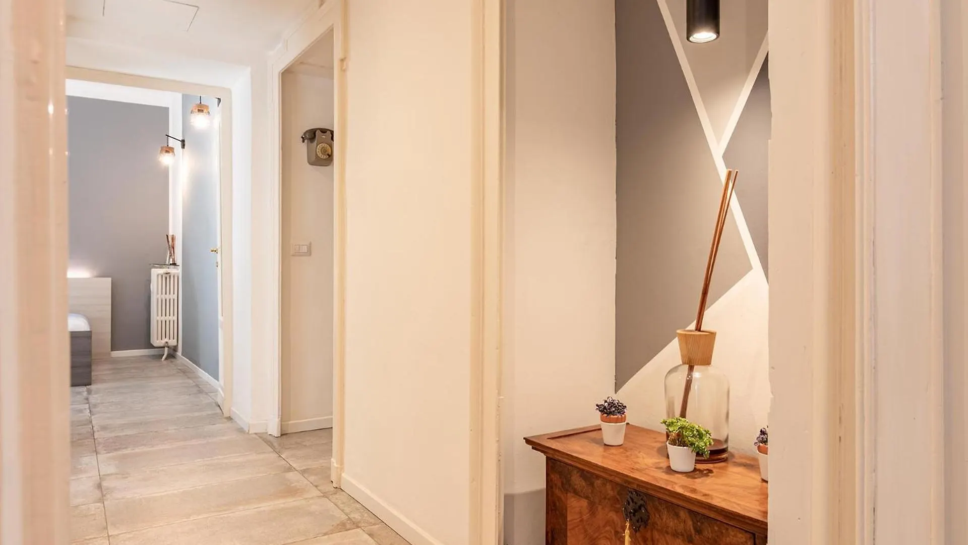 Guest Planet - 18 Suite Home Milan Italie