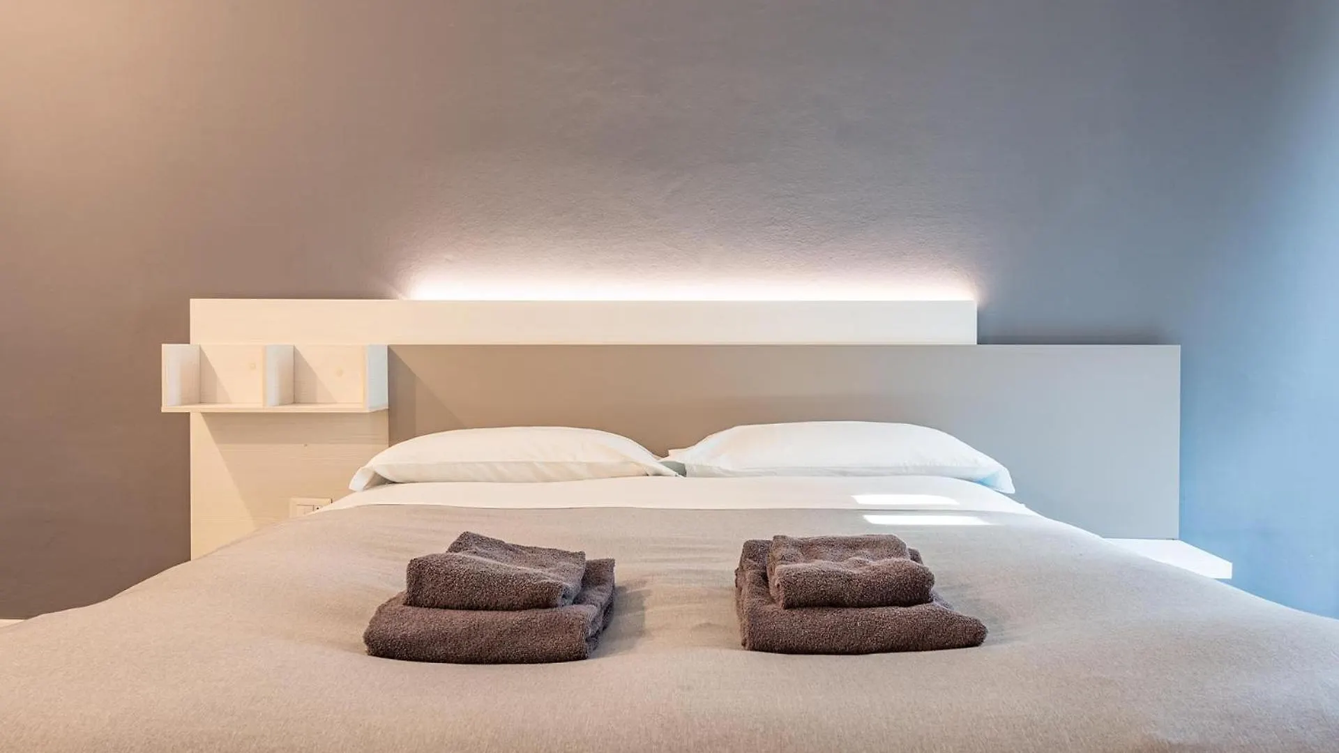 Appartement Guest Planet - 18 Suite Home Milan Italie