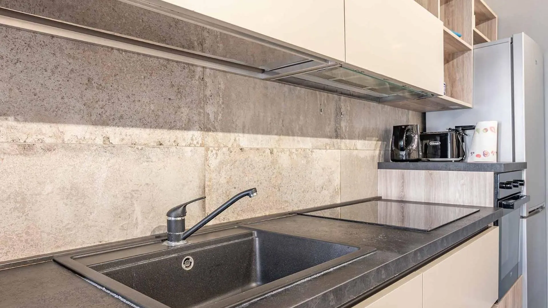 Guest Planet - 18 Suite Home Milan Appartement